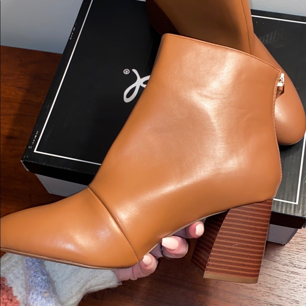 brown booties - Picture 4 of 5